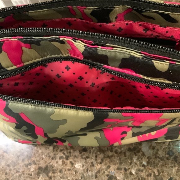 LUG - CAMO PINK SAMBA XL - Picture 3 of 7